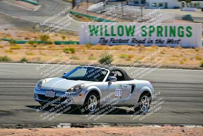 media/Oct-18-2025-Extreme Speed (Sat) [[d6d7e1fef1]]/Group 5/Session 2 (Turn 3)/